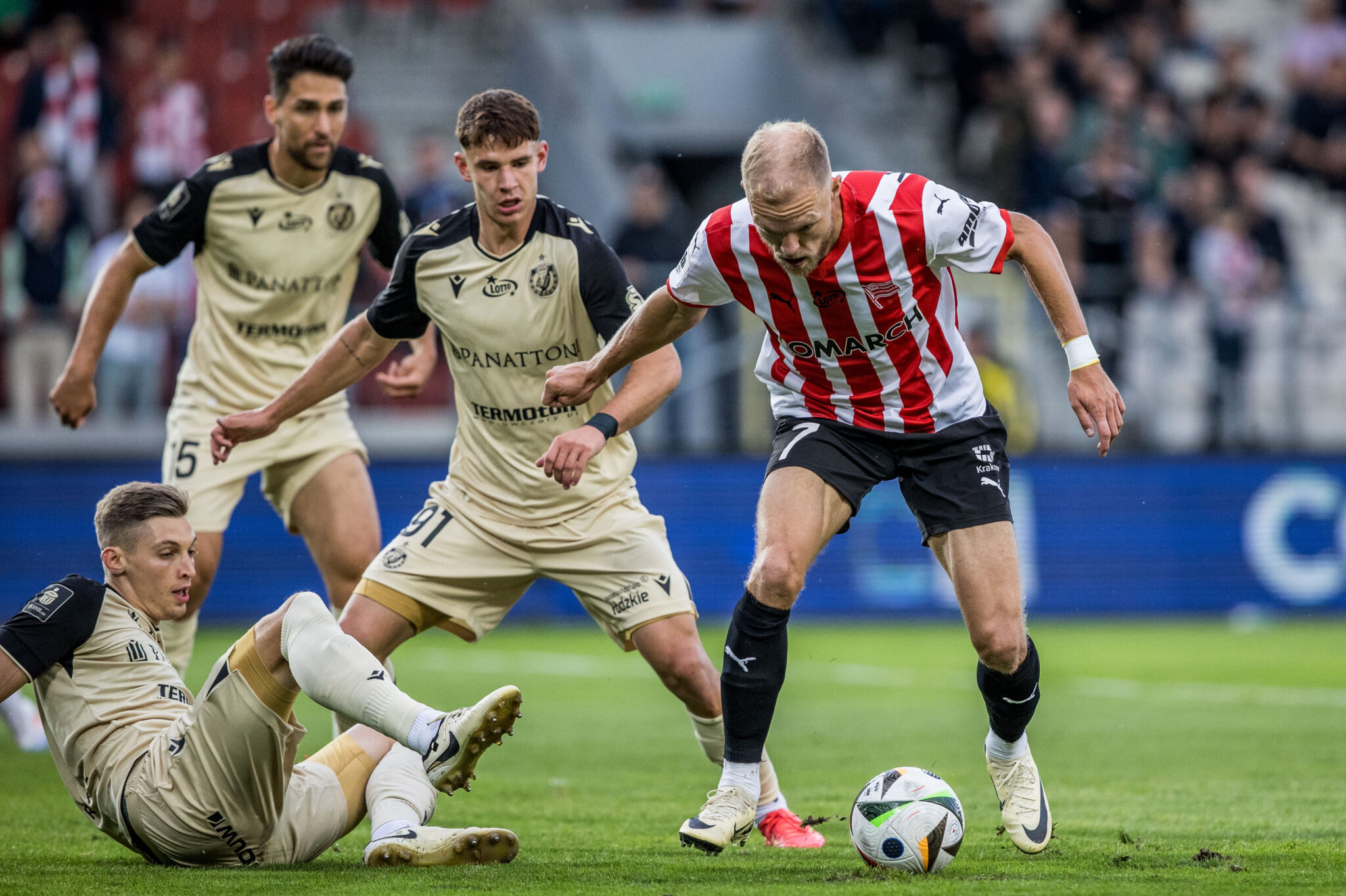 KRAKOW 05.08.2024 
MECZ 3. KOLEJKA PKO EKSTRAKLASA SEZON 2024/25 POLISH FOOTBALL TOP LEAGUE MATCH IN KRAKOW: CRACOVIA KRAKOW - WIDZEW LODZ 
NZ Mick Van Buren 
FOT JAKUB GRUCA / 400mm.pl