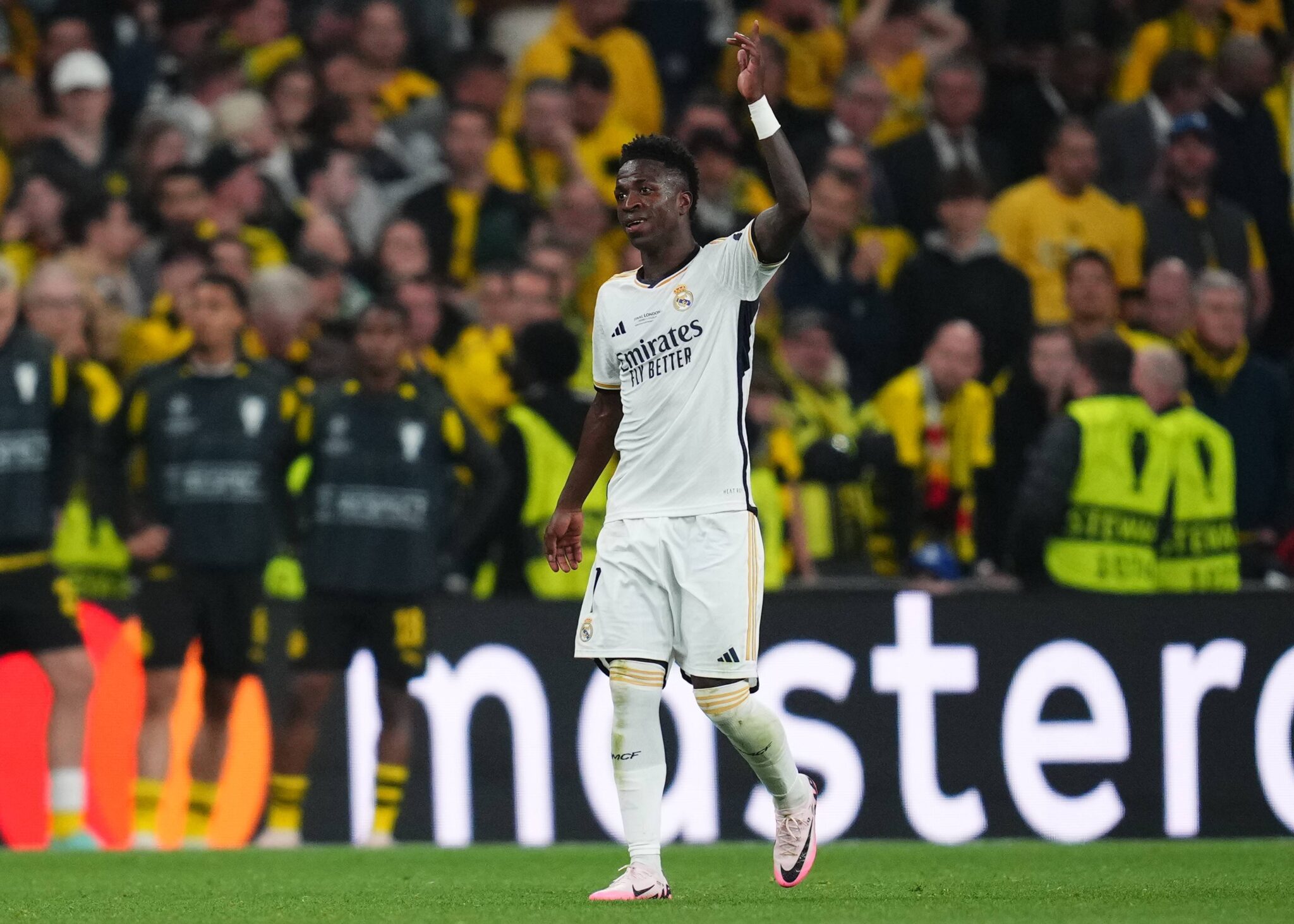 Vinicius Junior of Real Madrid celebrates the 0-2 during the UEFA Champions League  Final match between Borussia Dortmund and Real Madrid played at Wembley Stadium on June 1, 2024 in London, England. (Photo by Bagu Blanco / PRESSINPHOTO) 
LIGA MISTRZOW UEFA PILKA NOZNA SEZON 2023/2024 
FOT. PRESSINPHOTO/newspix.pl / 400mm.pl

POLAND ONLY !!!
---
newspix.pl / 400mm.pl