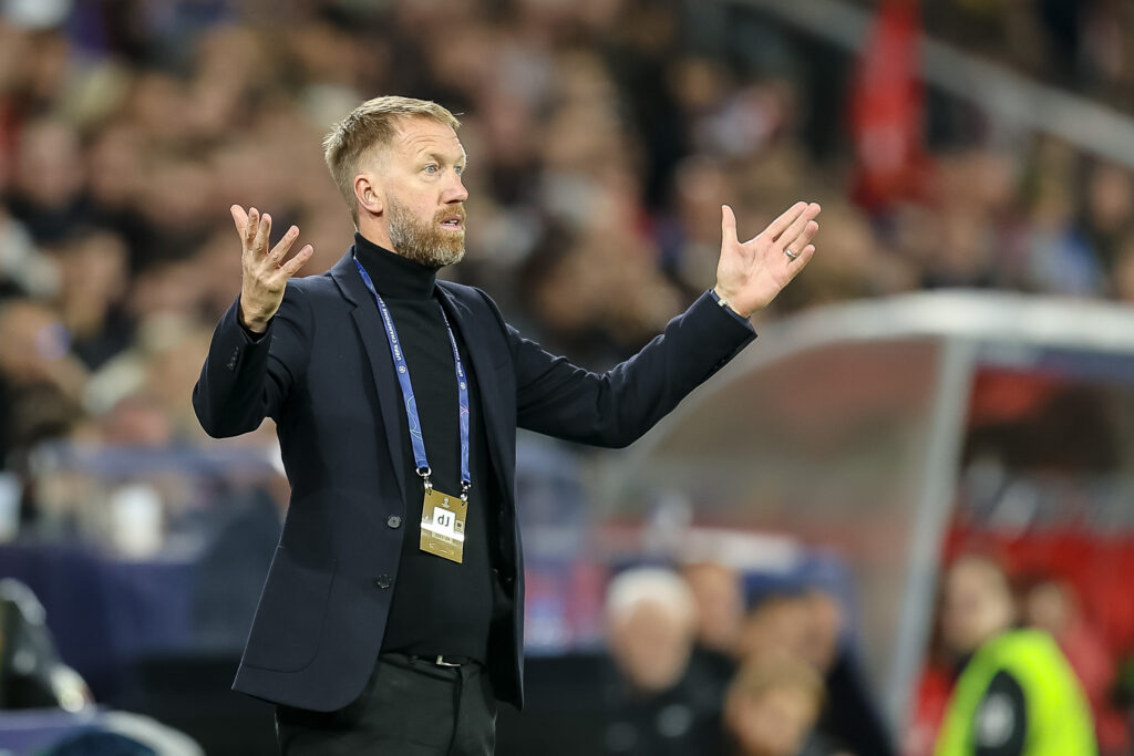 Salzburg, Oesterreich, 25.10.2022: Trainer Graham Potter (Chelsea FC) gestikuliert waehrend des UEFA Champions League - Group E Spiels zwischen FC Red Bull Salzburg vs Chelsea FC im Stadion Salzburg am 25. October 2022 in Salzburg, Oesterreich. (Foto von Roland Krivec/DeFodi Images)

Salzburg, Austria, 25.10.2022: Trainer Graham Potter (Chelsea FC) gestures during the UEFA Champions League - Group E match between FC Red Bull Salzburg vs Chelsea FC at Stadium Salzburg on October 25, 2022 in Salzburg, Austria. (Photo by Roland Krivec/DeFodi Images) 
LIGA MISTRZOW PILKA NOZNA SEZON 2022/2023 
FOT.DEFODI IMAGES/newspix.pl / 400mm.pl
POLAND ONLY!
---
newspix.pl / 400mm.pl