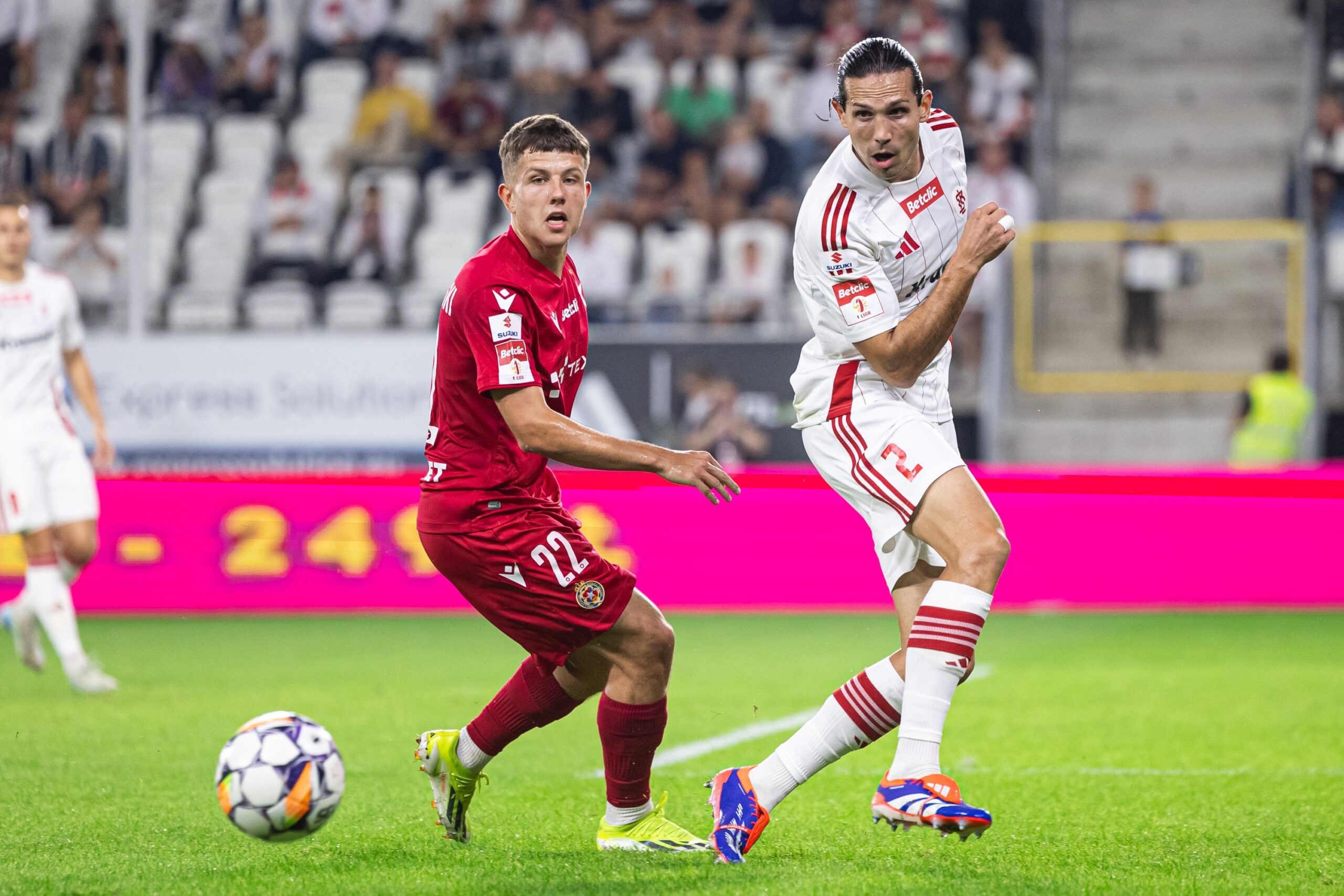 LODZ, 17.09.2024
BETCLIC I LIGA PILKA NOZNA MECZ LKS LODZ - WISLA KRAKOW
POLISH 2ND DIVISION LEAGUE FOOTBALL GAME LKS LODZ - WISLA KRAKOW
NZ PIOTR STARZYNSKI GULEN LEVENT
FOT. ZUZA TWARDOSZ / 400mm.pl