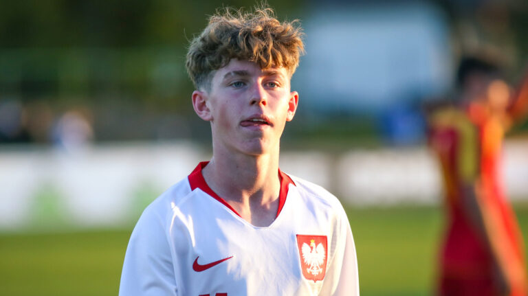 Szubin, 20.10.2022
PILKA NOZNA MECZ ELIMINACJI MISTRZOSTW EUROPY 2023 U-17: Czarnogora - Polska --- UEFA UNDER-17 EURO 2023 QUALIFICATION ROUND MATCH: MONTENEGRO - POLAND
NZ JAN FABERSKI
FOT. PATRYK PINDRAL/ 400mm.pl