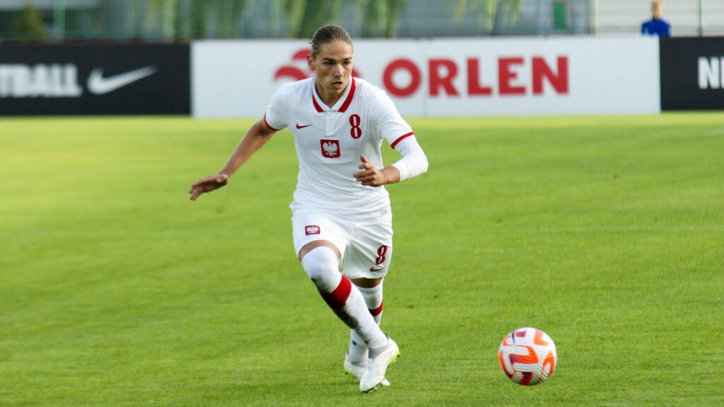 TORUN 11.10.2023
TURNIEJ KWALIFIKACYJNY DO MISTRZOSTW EUROPY DO LAT 19 --- UNDER-19 U19 EUROPEAN CHAMPIONSHIP QUALIFYING ROUND
MACEDONIA POLNOCNA - POLSKA --- NORTH MACEDONIA - POLAND
DARIUSZ STALMACH
FOT. MATEUSZ BOSIACKI/400MM.PL