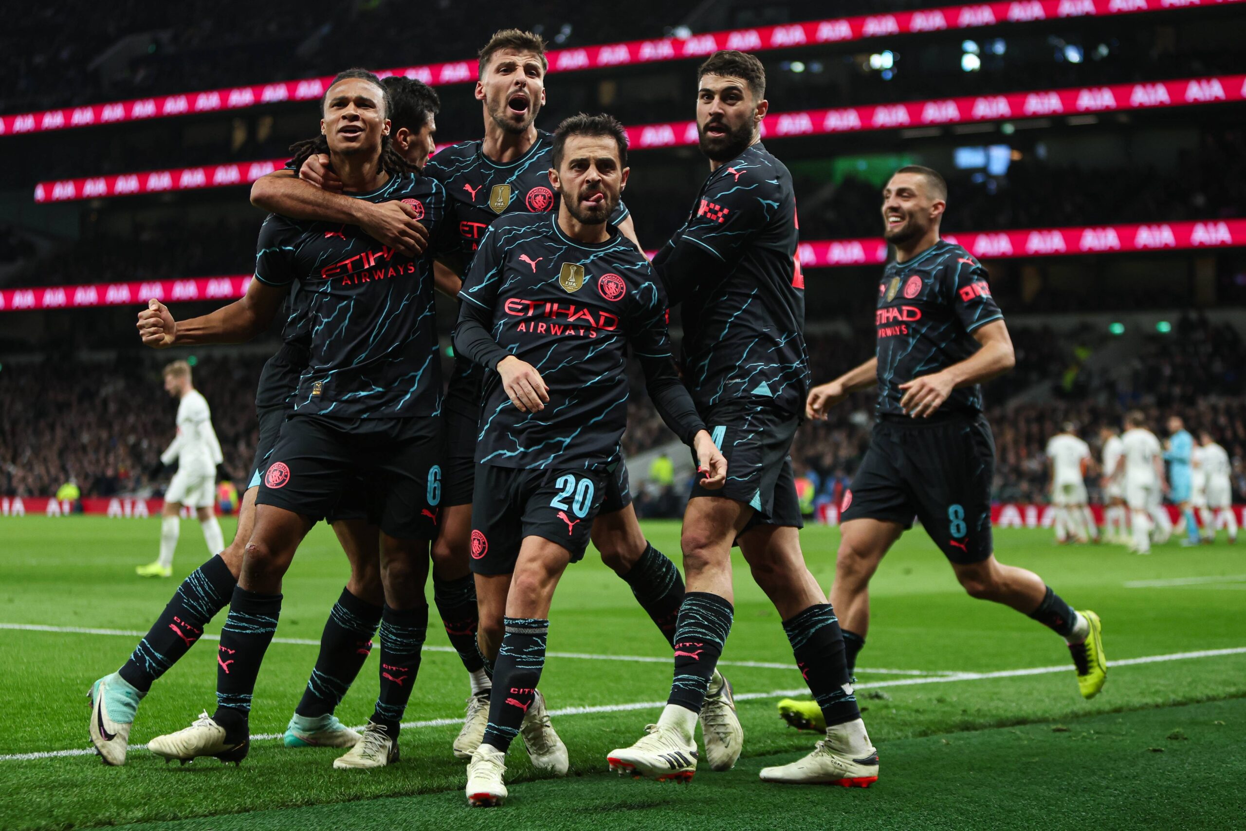 January 26, 2024, London: London, England, 26th January 2024. Nathan Ake of Manchester City (left) celebrates scoring their side&#039;s first goal of the game with team-mates during the The FA Cup match at the Tottenham Hotspur Stadium, London. (Credit Image:  
PUCHAR ANGLII PILKA NOZNA SEZON 2023/2024
FOT. ZUMA/newspix.pl / 400mm.pl

POLAND ONLY !!!
---
newspix.pl / 400mm.pl