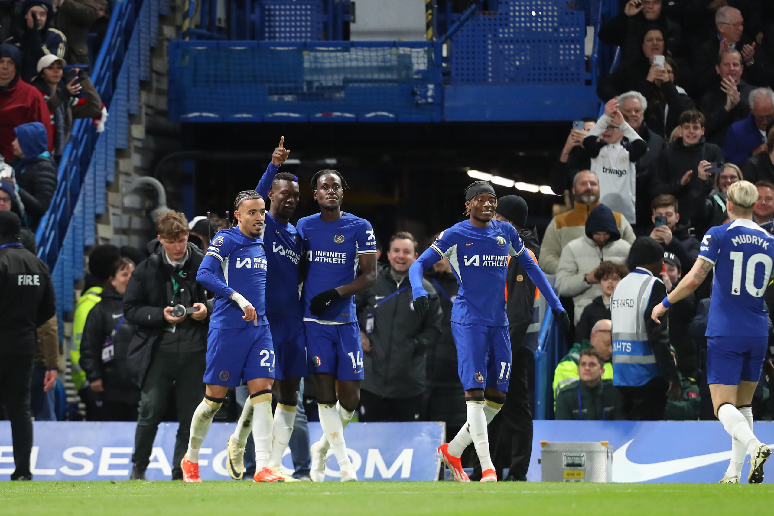 April 15, 2024, Chelsea, London, England: 15th April 2024; Stamford Bridge, Chelsea, London, England: Premier League Football, Chelsea versus Everton; Nicolas Jackson of Chelsea celebrates his goal in the 45th minute for 4-0. (Credit Image: © Katie Chan/Action Plus Sports via ZUMA Press Wire)
LIGA ANGIELSKA PILKA NOZNA SEZON 2023/2024
FOT. ZUMA/newspix.pl / 400mm.pl
POLAND ONLY!
---
newspix.pl / 400mm.pl