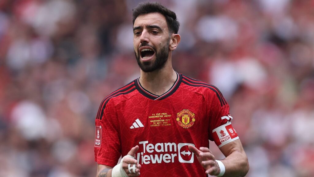 May 25, 2024, London: London, England, 25th May 2024. Bruno Fernandes of Manchester United directs play during the The FA Cup match at Wembley Stadium, London. (Credit Image: � David Klein/CSM via ZUMA Press Wire) 
PILKA NOZNA PUCHAR ANGLII
FOT. ZUMA/newspix.pl / 400mm.pl
POLAND ONLY!
---
newspix.pl / 400mm.pl