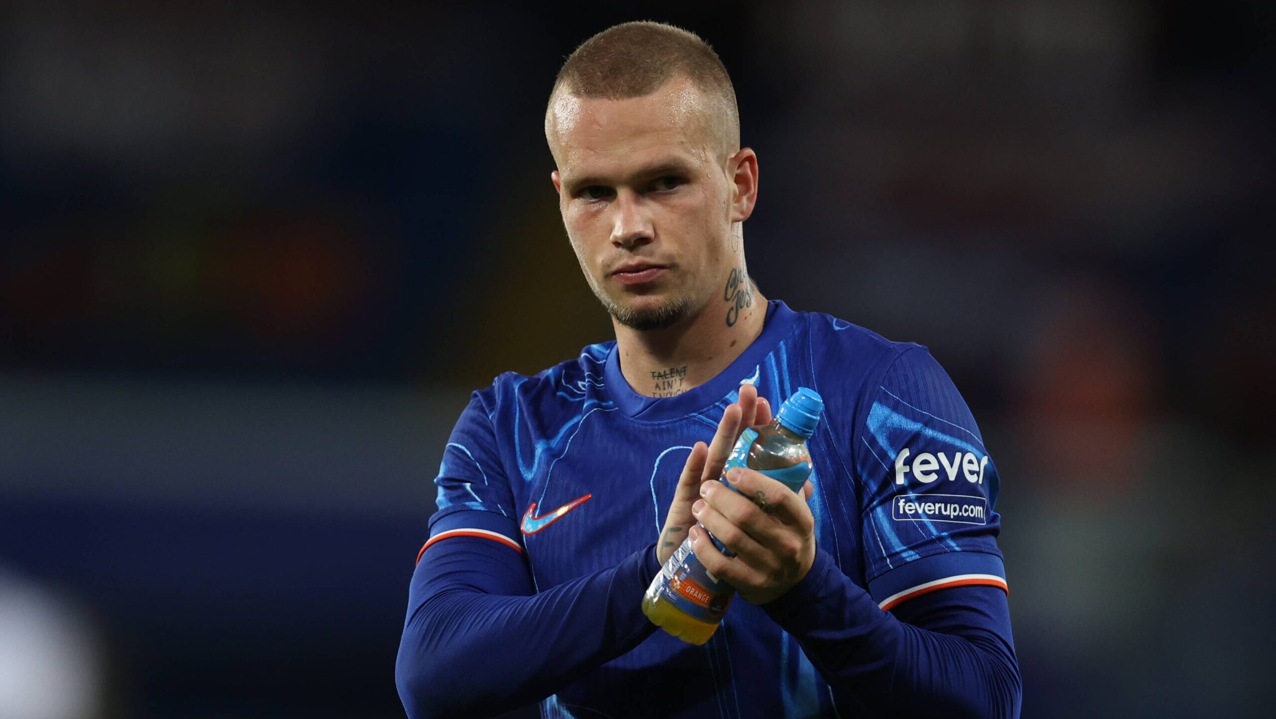 August 22, 2024, London: London, England, 22nd August 2024. Chelseaâ€™s Mykhailo Mudryk applauds the crowd during the UEFA Europa Conference League match at Stamford Bridge, London. (Credit Image: � Paul Terry/CSM via ZUMA Press Wire) 
LIGA KONFERENCJI EUROPY UEFA PILKA NOZNA SEZON 2024/2025 KWALIFIKACJE
FOT. ZUMA/newspix.pl / 400mm.pl

POLAND ONLY !!!
---
newspix.pl / 400mm.pl