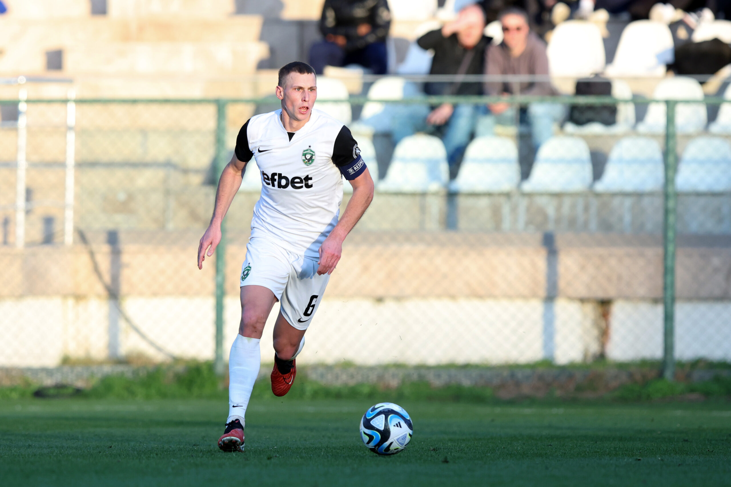 BELEK 27.01.2024
MECZ TOWARZYSKI: RAKOW CZESTOCHOWA - LUDOGOREC RAZGRAD 1:3 --- FRIENDLY FOOTBALL MATCH: RAKOW CZESTOCHOWA - LUDOGORETS RAZGRAD 1:3
JAKUB PIOTROWSKI
FOT. PIOTR KUCZA/400mm.pl