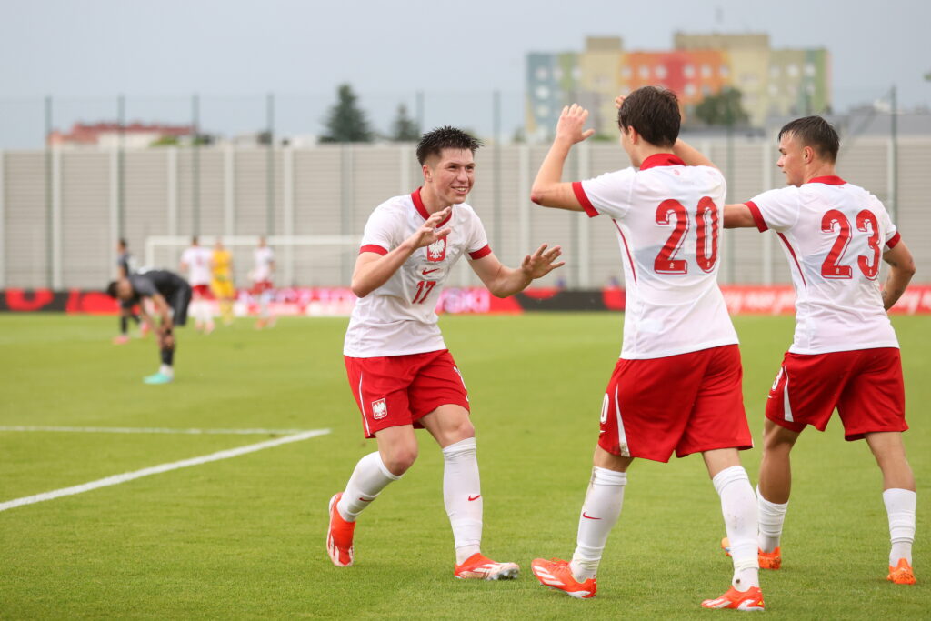 RADOM 01.06.2024
MIEDZYNARODOWY MECZ TOWARZYSKI U-21: POLSKA - MACEDONIA POLNOCNA 1:2 --- UNDER-21 INTERNATIONAL FRIENDLY FOOTBALL MATCH: POLAND - NORTH MACEDONIA 1:2
JAKUB LEWICKI  KAROL BORYS  ANTONI KLIMEK
FOT. PIOTR KUCZA/400mm.pl