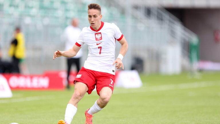 RADOM 01.06.2024
MIEDZYNARODOWY MECZ TOWARZYSKI U-21: POLSKA - MACEDONIA POLNOCNA 1:2 --- UNDER-21 INTERNATIONAL FRIENDLY FOOTBALL MATCH: POLAND - NORTH MACEDONIA 1:2
DOMINIK MARCZUK
FOT. PIOTR KUCZA/400mm.pl