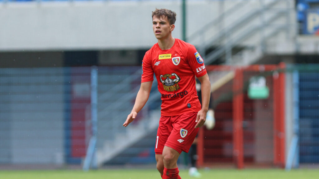 GLIWICE 04.07.2024
PILKA NOZNA SPARING SPORT
PIAST GLIWICE - MFK KARVINA
OSKAR LESNIAK
FOT. MICHAL CHWIEDUK / 400mm.pl