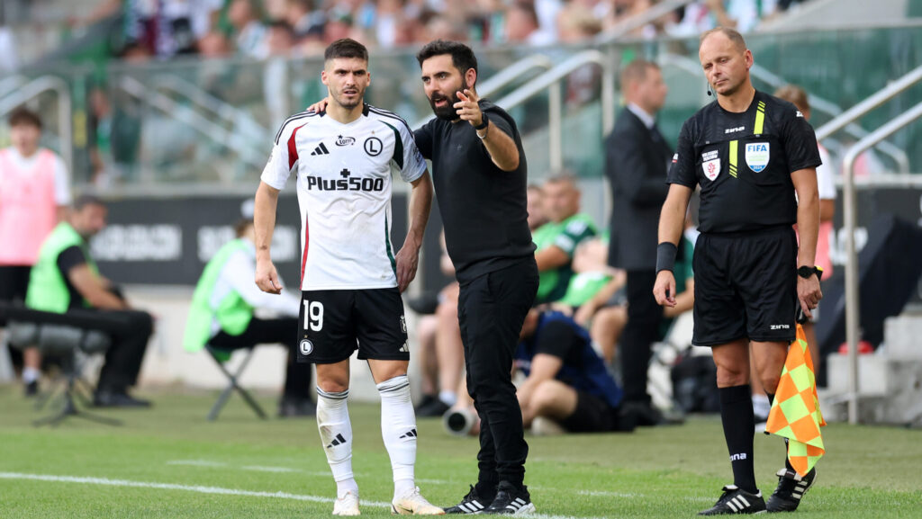 WARSZAWA 18.08.2024
MECZ 5. KOLEJKA PKO EKSTRAKLASA SEZON 2024/25 --- POLISH FOOTBALL TOP LEAGUE MATCH IN WARSAW: LEGIA WARSZAWA - RADOMIAK RADOM
RUBEN VINAGRE  GONCALO FEIO  PAWEL SOKOLNICKI
FOT. PIOTR KUCZA/400mm.pl