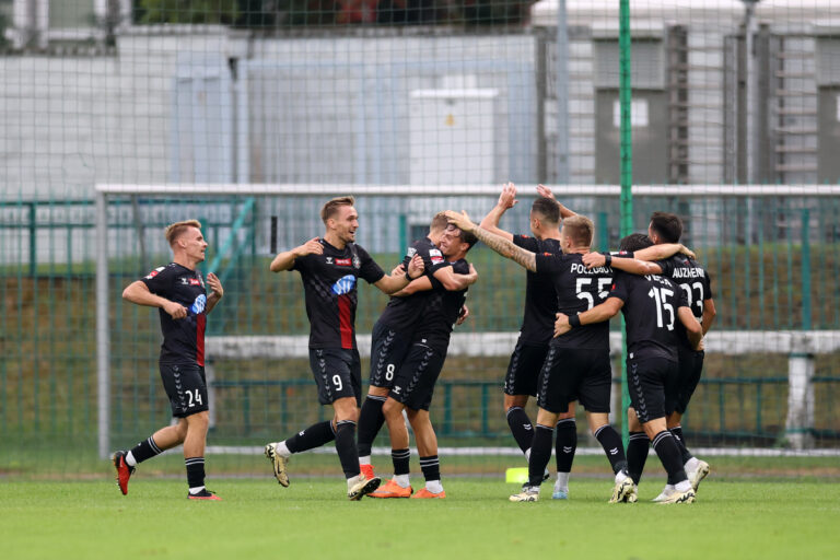 WARSZAWA 14.09.2024
MECZ 9. KOLEJKA BETCLIC I LIGA SEZON 2024/25 --- POLISH FIRST LEAGUE FOOTBALL MATCH IN WARSAW: POLONIA WARSZAWA - ODRA OPOLE
ERNEST TERPILOWSKI  LUKASZ ZJAWINSKI  OLIWIER WOJCIECHOWSKI  PRZEMYSLAW SZUR  PILKARZE POLONII
FOT. PIOTR KUCZA/400mm.pl