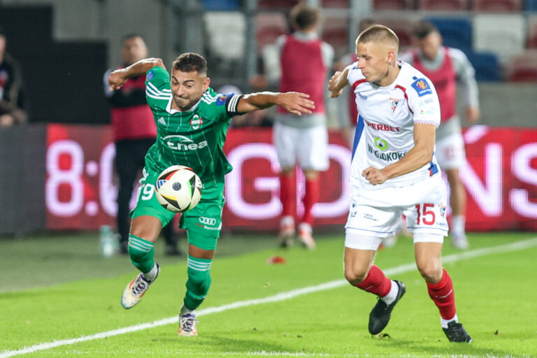 ZABRZE 25.09.2024
MECZ PUCHAR POLSKI SEZON 2024/25  POLISH FOOTBALL POLISH CUP MATCH : GORNIK ZABRZE - RADOMIAK RADOM
LEANDRO  NORBERT WOJTUSZEK
FOT. MICHAL CHWIEDUK / 400mm.pl