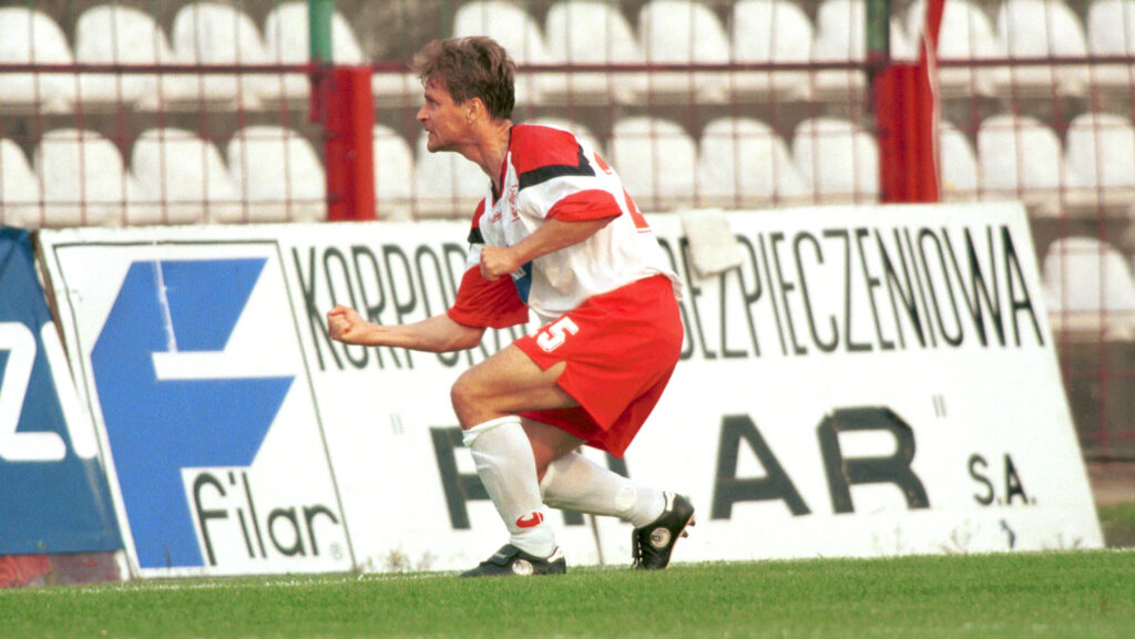 FOT WLODZIMIERZ SIERAKOWSKI / 400mm.pl
1998-07-22
PILKA NOZNA - CHAMPIONS LEAGUE
LKS LODZ - KAPAZ GANDZA  4 - 1
CEBULA TOMASZ - BRAMKA