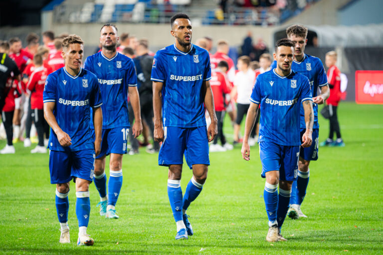 RZESZOW 26.09.2024
MECZ I RUNDA PUCHAR POLSKI SEZON 2024/25 --- FIRST ROUND OF POLISH CUP FOOTBALL MATCH: RESOVIA - LECH POZNAN
ALEX DOUGLAS
FOT. MICHAL TRZPIS/400MM.PL