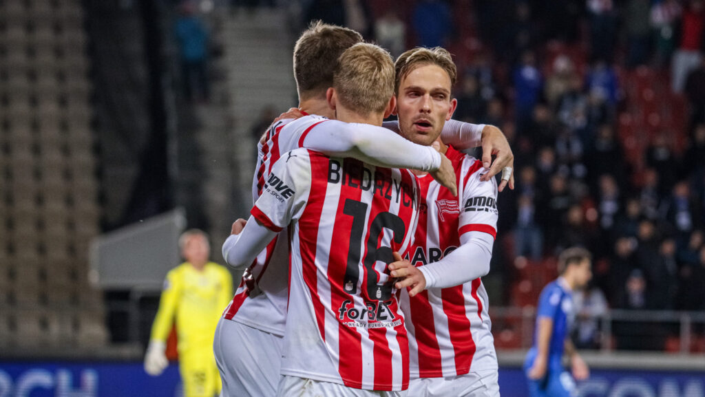 KRAKOW 30.09.2024
MECZ 10 KOLEJKA PKO EKSTRAKLASA  SEZON 2024/2025 -- POLISH FOOTBALL FIRST LEAGUE MATCH: Cracovia - Stal Mielec
NZ RADOSC PO GOLU CELEBRATION AFTER GOAL BENJAMIN KALLMAN
FOT. JACEK STANISLAWEK / 400mm.pl