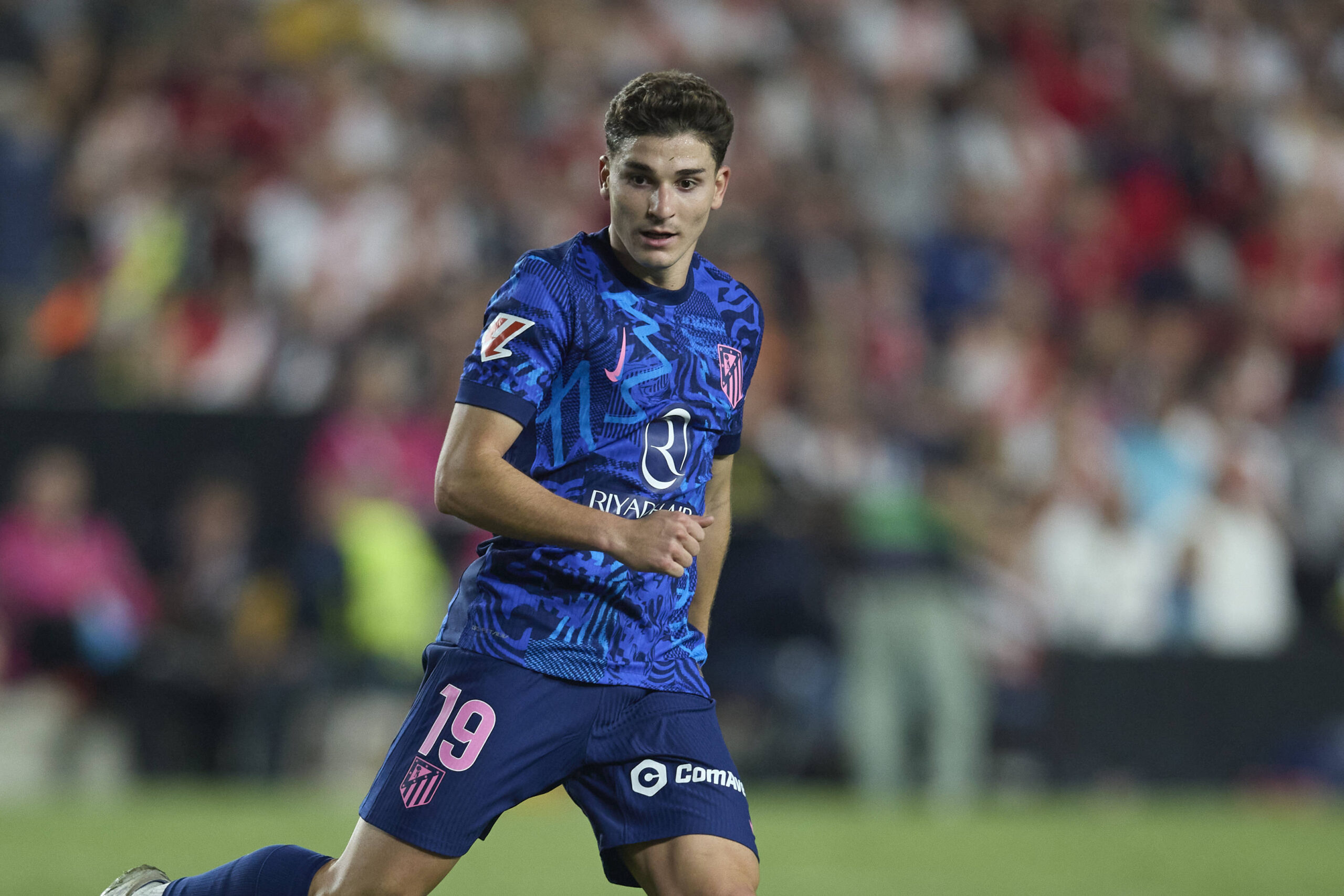 Julian Alvarez Atletico de Madrid looks on during the LaLiga match between Rayo Vallecano and AtlĂ� tico Madrid at Campo de Futbol de Vallecas on September 22, 2024 in Madrid, Spain. Photo by Defodi-071_RAYATM20240922_112 *** Julian Alvarez Atletico de Madrid looks on during the LaLiga match between Rayo Vallecano and AtlĂ� tico Madrid at Campo de Futbol de Vallecas on September 22, 2024 in Madrid, Spain Photo by Defodi 071 RAYATM20240922 112 Defodi-071,Image: 910982674, License: Rights-managed, Restrictions: , Model Release: no, Credit line: Manu Reino/DeFodi Images / imago sport / Forum