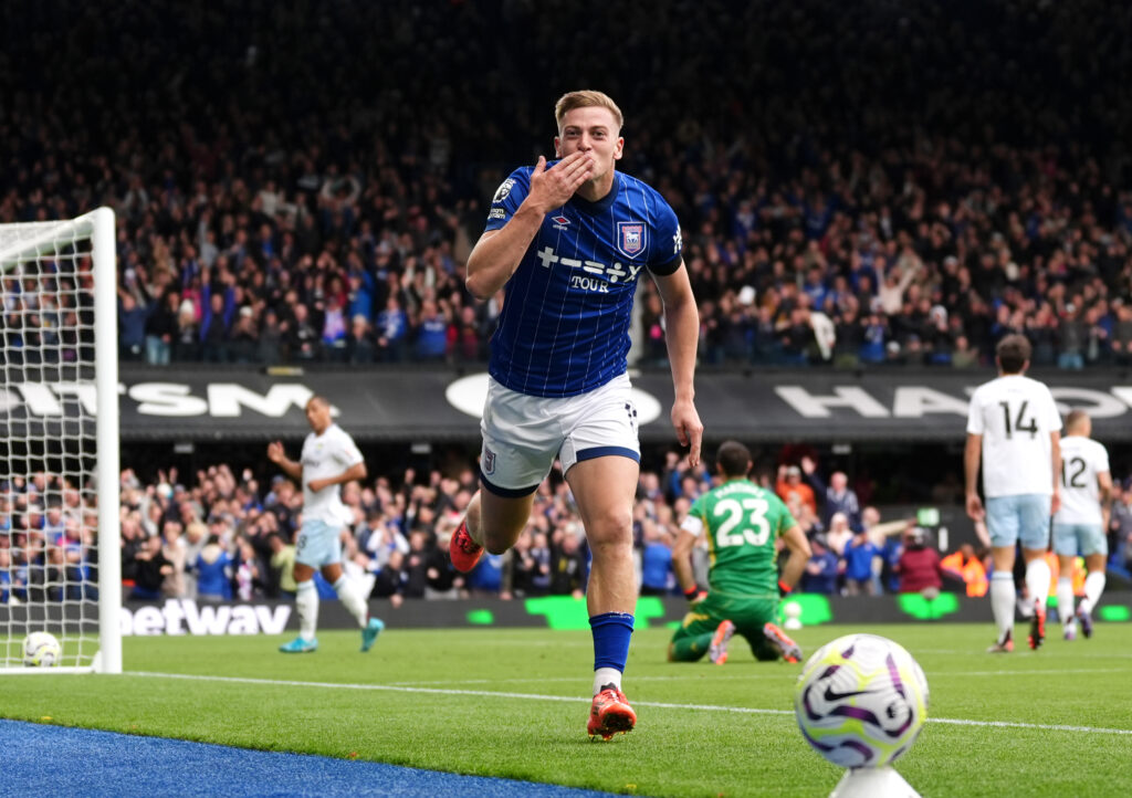 Ipswich Town&#039;s Liam Delap celebrates scoring their side&#039;s second goal of the game during the Premier League match at Portman Road, Ipswich. Picture date: Sunday September 29, 2024.,Image: 913676006, License: Rights-managed, Restrictions: EDITORIAL USE ONLY No use with unauthorised audio, video, data, fixture lists, club/league logos or &quot;live&quot; services. Online in-match use limited to 120 images, no video emulation. No use in betting, games or single club/league/player publications., Model Release: no, Credit line: Zac Goodwin / PA Images / Forum