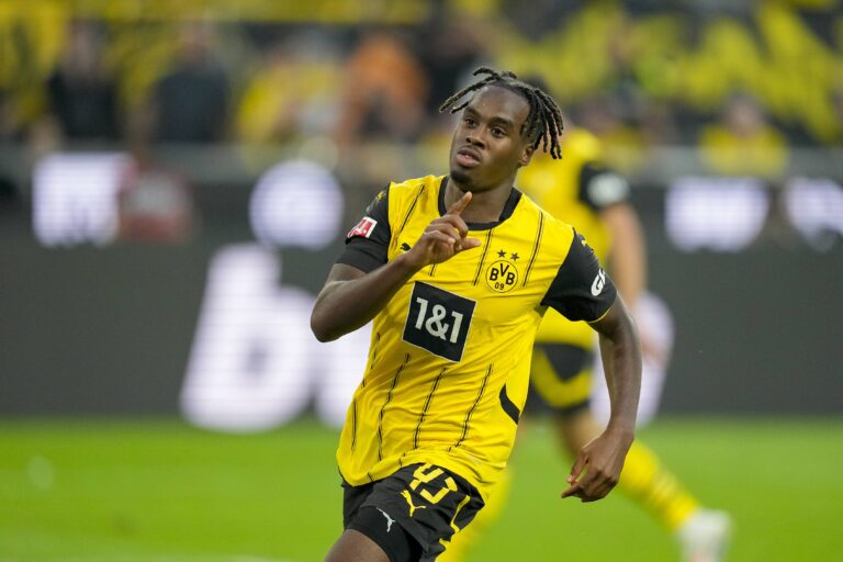 Jamie Bynoe-Gittens (Borussia Dortmund) celebrates after scoring his team&#039;s second goal during the Bundesliga match between Borussia Dortmund and Eintracht Frankfurt at SIGNAL IDUNA PARK on August 24, 2024 in Dortmund, Germany.  (Photo by Alex Gottschalk/DeFodi Images) DFL regulations prohibit any use of photographs as image sequences and/or quasi-video. 
LIGA NIEMIECKA PILKA NOZNA SEZON 2024/2025
FOT. DEFODI IMAGES/newspix.pl / 400mm.pl

POLAND ONLY !!
---
newspix.pl / 400mm.pl