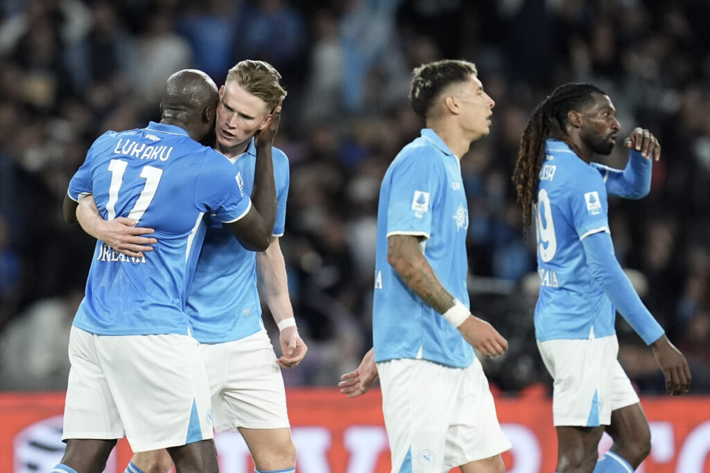 Romelu Lukaku (SSC Napoli) celebrates with Scott McTominay (SSC Napoli) during the Serie A match between Napoli and Como 1907 at Diego Maradona on October 4, 2024 in Naples, Italy.   (Photo by Matteo Ciambelli/DeFodi Images)  
LIGA WLOSKA PILKA NOZNA SEZON 2024/2025
FOT. DEFODI IMAGES/newspix.pl / 400mm.pl

POLAND ONLY !!!
---
newspix.pl / 400mm.pl