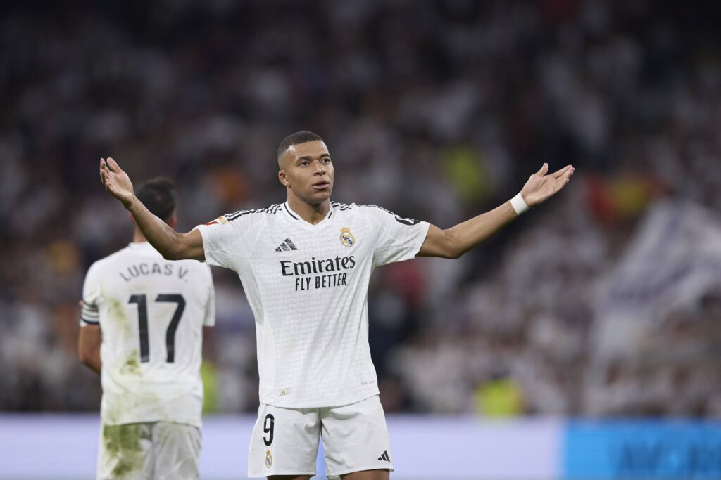 Kyliam Mbappe (Real Madrid CF) celebrates after scoring his team‘s second goal during the LaLiga match between Real Madrid and CD Alaves at Santiago Bernabeu on September 24, 2024 in Madrid, Spain.   (Photo by Manu Reino/DeFodi Images)  
LIGA HISZPANSKA PILKA NOZNA SEZON 2024/2025
FOT. DEFODI IMAGES/newspix.pl / 400mm.pl

POLAND ONLY !!
---
newspix.pl / 400mm.pl