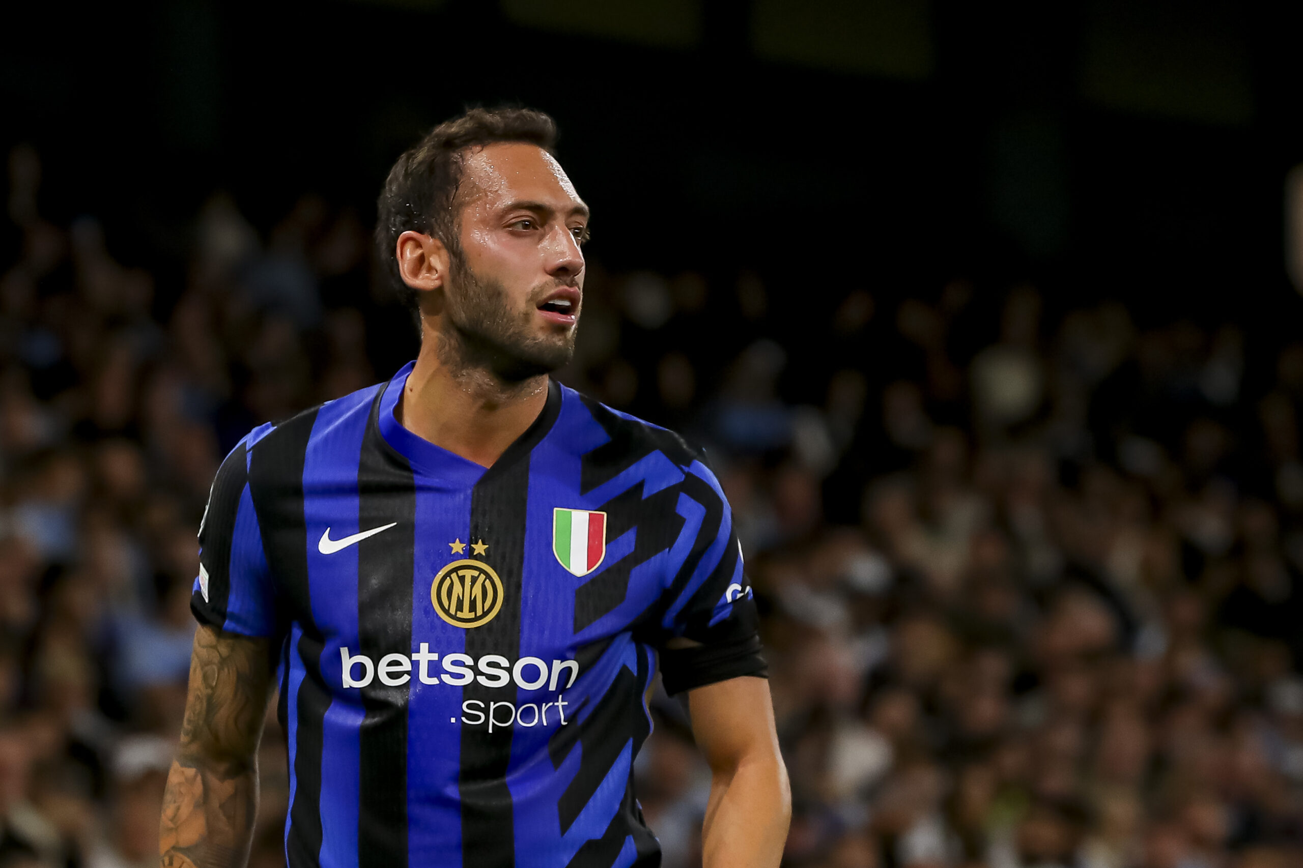 Hakan Calhanoglu (Inter Mailand) looks on during the UEFA Champions League 2024/25 League Phase MD1 match between Manchester City and FC Internazionale Milano at Etihad Stadium on September 18, 2024 in Manchester, England.   (Photo by Ryan Crockett/DeFodi Images)  
LIGA MISTRZOW UEFA PILKA NOZNA SEZON 2024/2025
FOT. DEFODI IMAGES/newspix.pl / 400mm.pl

POLAND ONLY !!
---
newspix.pl / 400mm.pl