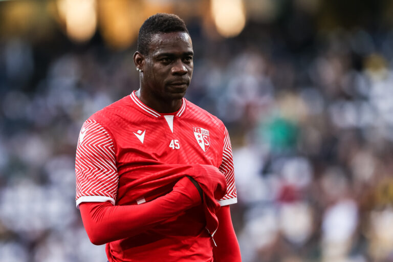 22.10.2022, Bern, Wankdorf, Swiss Super League: BSC Young Boys - FC Sion, Mario Balotelli (Sion) (Photo by Luigi Rizzo/Just Pictures/Sipa USA)
2022.10.22 Bern
pilka nozna liga szwajcarska
BSC Young Boys - FC Sion
Foto Just Pictures/SIPA USA/PressFocus

!!! POLAND ONLY !!!