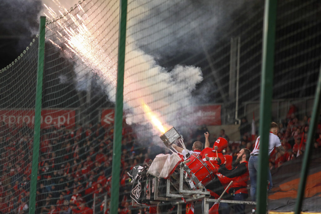 2024.03.10  LODZ STADION MIEJSKI ALEJA PILSUDSKIEGO
MECZ PILKA NOZNA PKO BANK POLSKI EKSTRAKLASA
WIDZEW LODZ vs LEGIA WARSZAWA
N/Z KIBICE RACE FAJERWERKI DOPING

fot. Artur Kraszewski / PressFocus