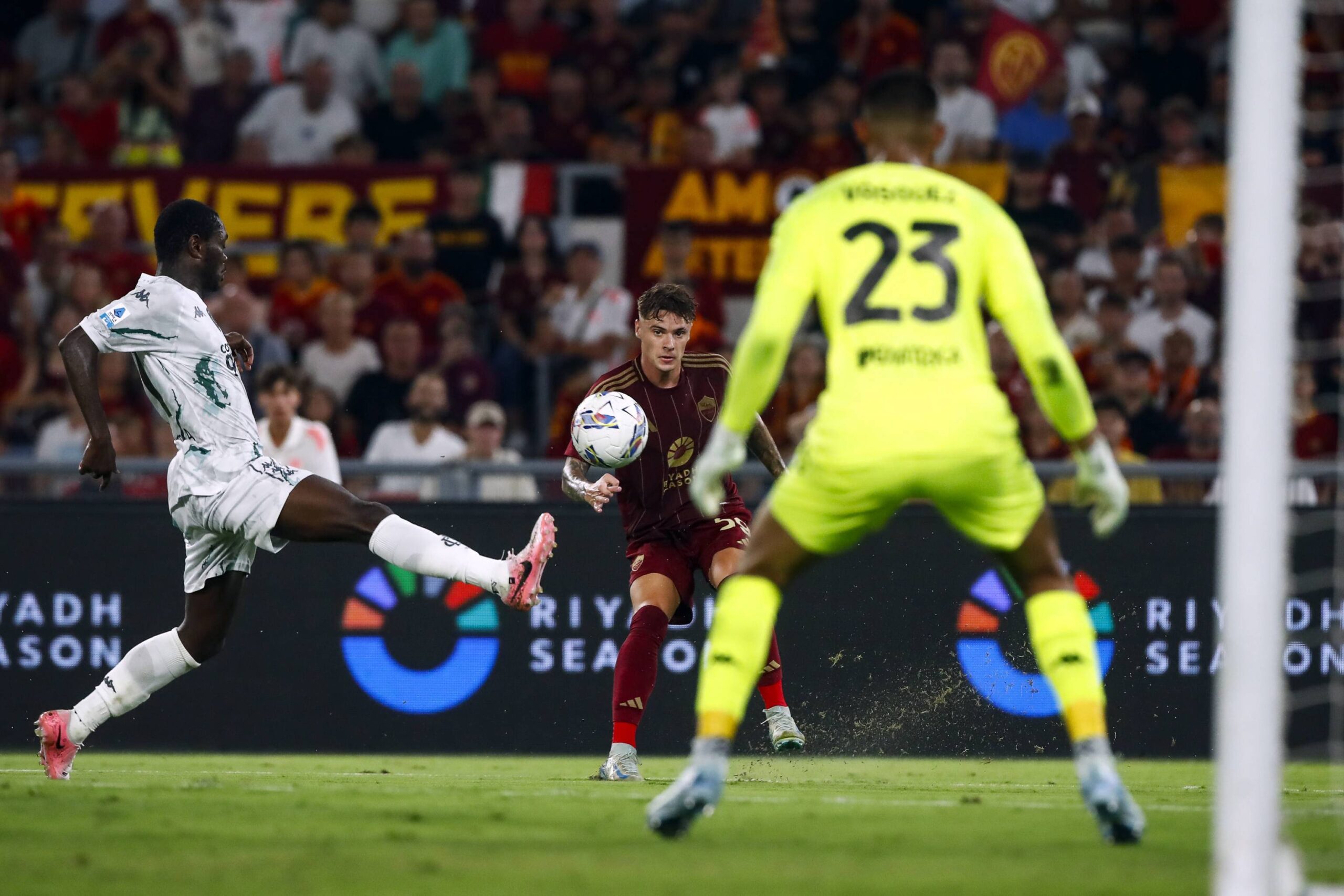 August 25, 2024, Rome, ITALY: RomaĂ•s Nicola Zalewski in action during the Italian Serie A soccer match AS Roma vs Empoli FC at Olimpico stadium in Rome, Italy, 25 August 2024. ANSA/ANGELO CARCONI (Credit Image: © ANSA via ZUMA Press) 
LIGA WLOSKA PILKA NOZNA SEZON 2024/2025
FOT. ZUMA/newspix.pl / 400mm.pl

POLAND ONLY !!!
---
newspix.pl / 400mm.pl