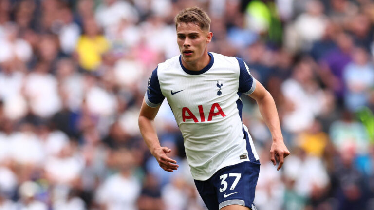 September 15, 2024, Tottenham, London, England: 15th September 2024; Tottenham Hotspur Stadium, London, England; Premier League Football, Tottenham Hotspur versus Arsenal; Micky van de Ven of Tottenham Hotspur (Credit Image: © Shaun Brooks/Action Plus Sports via ZUMA Press Wire)
LIGA ANGIELSKA PILKA NOZNA SEZON 2024/2025
FOT. ZUMA/newspix.pl / 400mm.pl
POLAND ONLY!
---
newspix.pl / 400mm.pl