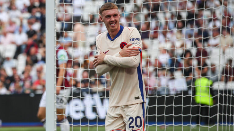 Cole Palmer of Chelsea celebrates his goal to make it 0-3 during the Premier League match West Ham United vs Chelsea at London Stadium, London, United Kingdom, 21st September 2024

(Photo by Gareth Evans/News Images) in London, United Kingdom on 9/21/2024. (Photo by Gareth Evans/News Images/Sipa USA)
2024.09.21 Londyn
Pilka nozna , liga angielska
West Ham United - Chelsea Londyn
Foto Gareth Evans/News Images/SIPA USA/PressFocus

!!! POLAND ONLY !!!