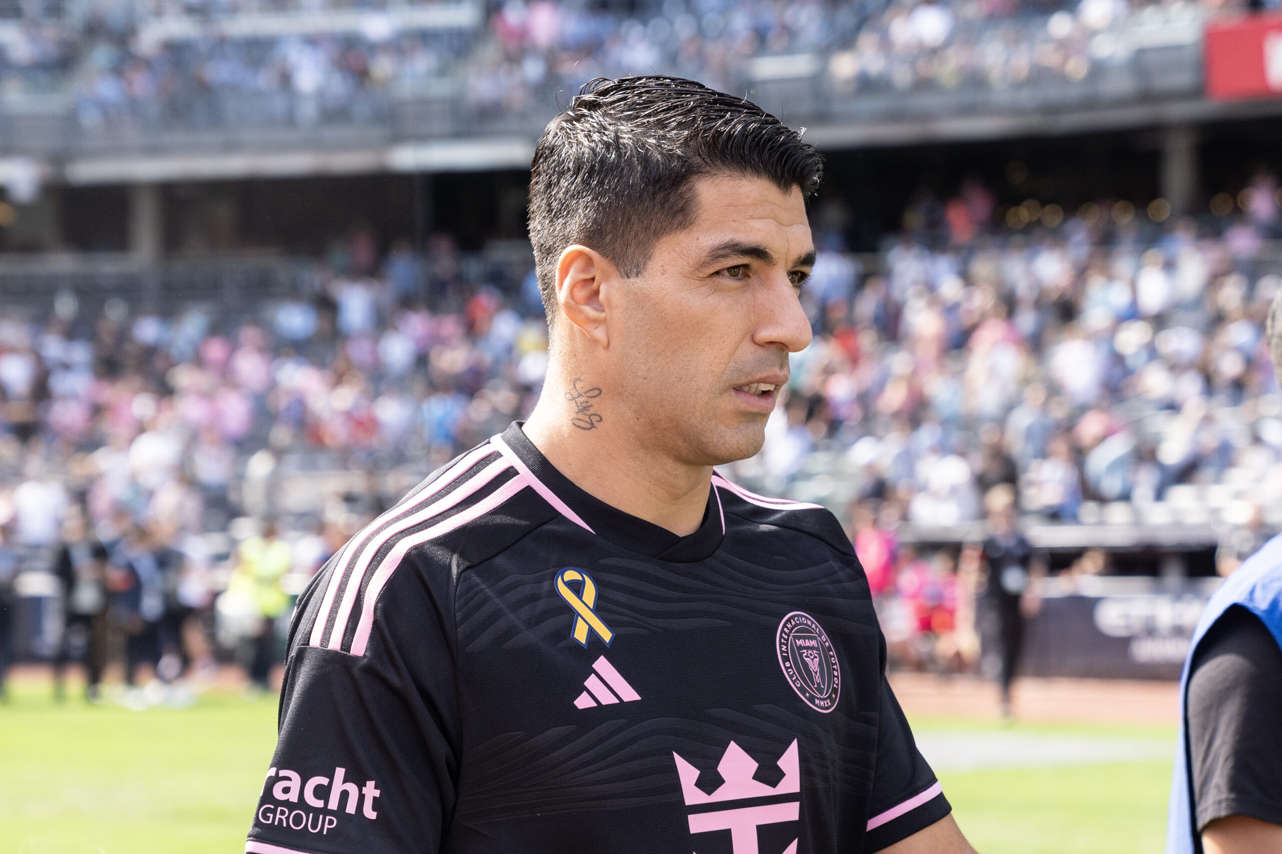 Luis Suarez (9) of Inter Miami CF enter stadium before regular MLS season match against NYCFC at Yankee stadium in New York on September 21, 2024. Game ended in a draw 1 - 1. Almost 45,000 spectators watched the game and chanted the name &#039;Messi&#039; every time he controlled the ball. (Photo by Lev Radin/Sipa USA)
2024.09.21 Nowy Jork
pilka nozna amerykanska liga MLS
New York City FC - Inter Miami CF
Foto Lev Radin/SIPA USA/PressFocus

!!! POLAND ONLY !!!