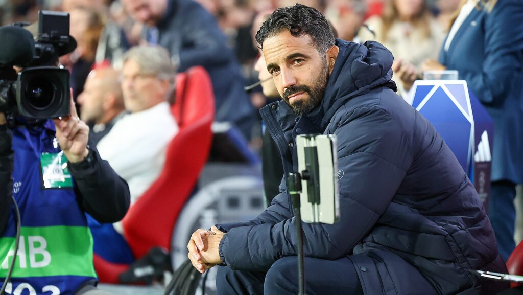 EINDHOVEN, 01-10-2024, Philips Stadium,  UEFA Champions League season 2024/25, match between PSV and Sporting CP, headcaoch Sporting CP Ruben Amorim (Photo by Pro Shots/Sipa USA)
2024.10.01 Eindhoven
pilka nozna Liga Mistrzow
PSV Eindhoven - Sporting Lizbona
Foto Pro Shots Photo Agency/SIPA USA/PressFocus

!!! POLAND ONLY !!!