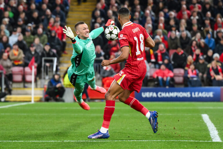 Mohamed Salah of Liverpool scores past ?ukasz Skorupski of Bologna during the UEFA Champions League  - League Stage match Liverpool vs Bologna at Anfield, Liverpool, United Kingdom, 2nd October 2024

(Photo by Craig Thomas/News Images) in Liverpool, United Kingdom on 10/2/2024. (Photo by Craig Thomas/News Images/Sipa USA)
2024.10.02 Liverpool
pilka nozna liga mistrzow
Liverpool - Bologna
Foto Craig Thomas/News Images/SIPA USA/PressFocus

!!! POLAND ONLY !!!