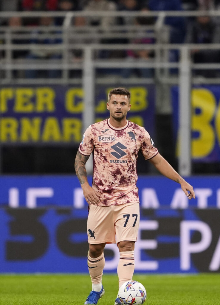 TorinoÕs Karol Linetty  during the Serie A soccer match between Inter and Torino at the San Siro Stadium in Milan, Italy - October 5, 2024. Sport - Soccer EXCLUSIVE TORINO FC (Photo by Fabio Ferrari/LaPresse) (Photo by Fabio Ferrari/LaPresse/Sipa USA)
2024.09.04 Mediolan
pilka nozna liga wloska
Inter Mediolan - Torino FC
Foto Fabio Ferrari/LaPresse/SIPA USA/PressFocus

!!! POLAND ONLY !!!