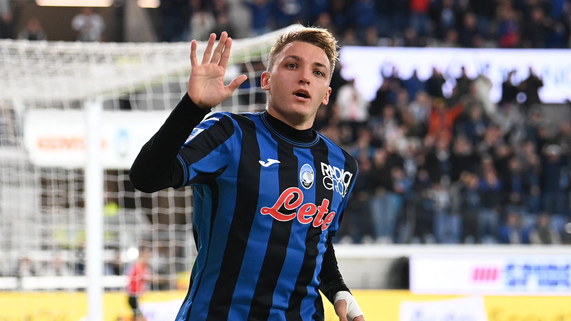 Mateo Retegui (Atalanta Bc) celebrating his goal  during  Atalanta BC vs Genoa CFC, Italian soccer Serie A match in Bergamo, Italy, October 05 2024 (Photo by Gianluca Ricci/IPA Sport / ipa-a/IPA/Sipa USA)
2024.10.05 Bergamo
pilka nozna  Liga Wloska
Atalanta Bergamo - Genoa CFC
Foto Gianluca Ricci/IPA Sport/ipa-agency.net/SIPA USA/PressFocus

!!! POLAND ONLY !!!