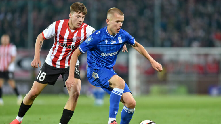 2024.10.19 Krakow
Pilka nozna , PKO BP Ekstraklasa sezon 2024/25
Cracovia Krakow - Lech Poznan
N/z Filip Rozga, Antoni Kozubal
Foto Krzysztof Porebski / PressFocus

2024.10.19 Krakow
Football Polish top league , 2024/2025 season
Cracovia Krakow - Lech Poznan
Filip Rozga, Antoni Kozubal
Credit: Krzysztof Porebski / PressFocus