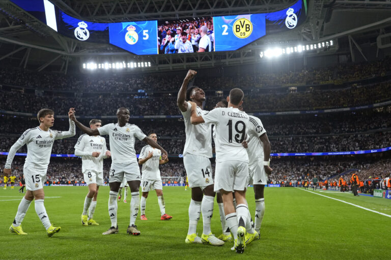 Vinicius Junior of Real Madrid CF celebrates after scoring goal during the UEFA Champions League match between Real Madrid and Borussia Dortmund played at Santiago Bernabeu Stadium on October 22, 2024 in Madrid, Spain. (Photo by Cesar Cebolla / PRESSINPHOTO)
2024.10.22 Madryt
pilka nozna Liga Mistrzow
Real Madryt - Borussia Dortmund
Foto Cesar Cebolla/pressinphoto/SIPA USA/PressFocus

!!! POLAND ONLY !!!