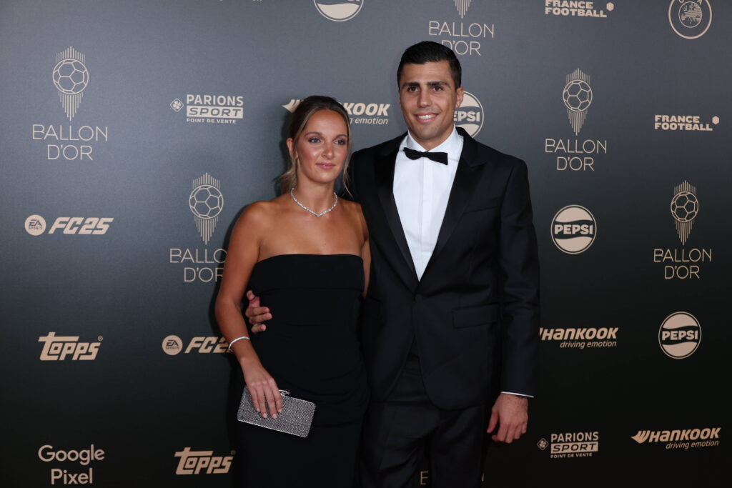 Manchester City&#039;s Spanish midfielder Rodri and his partner Laura Iglesias pose upon arrival to attend the 2024 Ballon d&#039;Or France Football award ceremony at the Theatre du Chatelet in Paris on October 28, 2024//03PARIENTE_212A3732/Credit:JP PARIENTE/SIPA/2410282107
2024.10.28 Paryz
pilka nozna 
Gala nagrody Zlota Pilka 2024
Foto JP PARIENTE/SIPA/PressFocus

!!! POLAND ONLY !!!