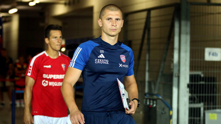 ZABRZE 18.08.2024
MECZ 5 KOLEJKA PKO EKSTRAKLASA SEZON 2024/2025 --- POLISH FOOTBALL TOP LEAGUE MATCH IN ZABRZE: GORNIK ZABRZE - RAKOW CZESTOCHOWA
nz DAWID SZWARGA 
FOT. GRZEGORZ PRZYGODZINSKI / 400mm.pl