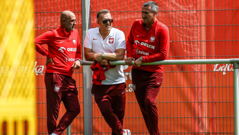 HANOWER 17.06.2024
TRENING REPREZENTACJI POLSKI NA EURO 2024 --- POLISH FOOTBALL NATIONAL TEAM TRAINING SESSION ON EURO 2024 IN HANOVER
NZ MICHAL PROBIERZ CEZARY KULESZA
FOT. MICHAL STAWOWIAK / 400mm.pl