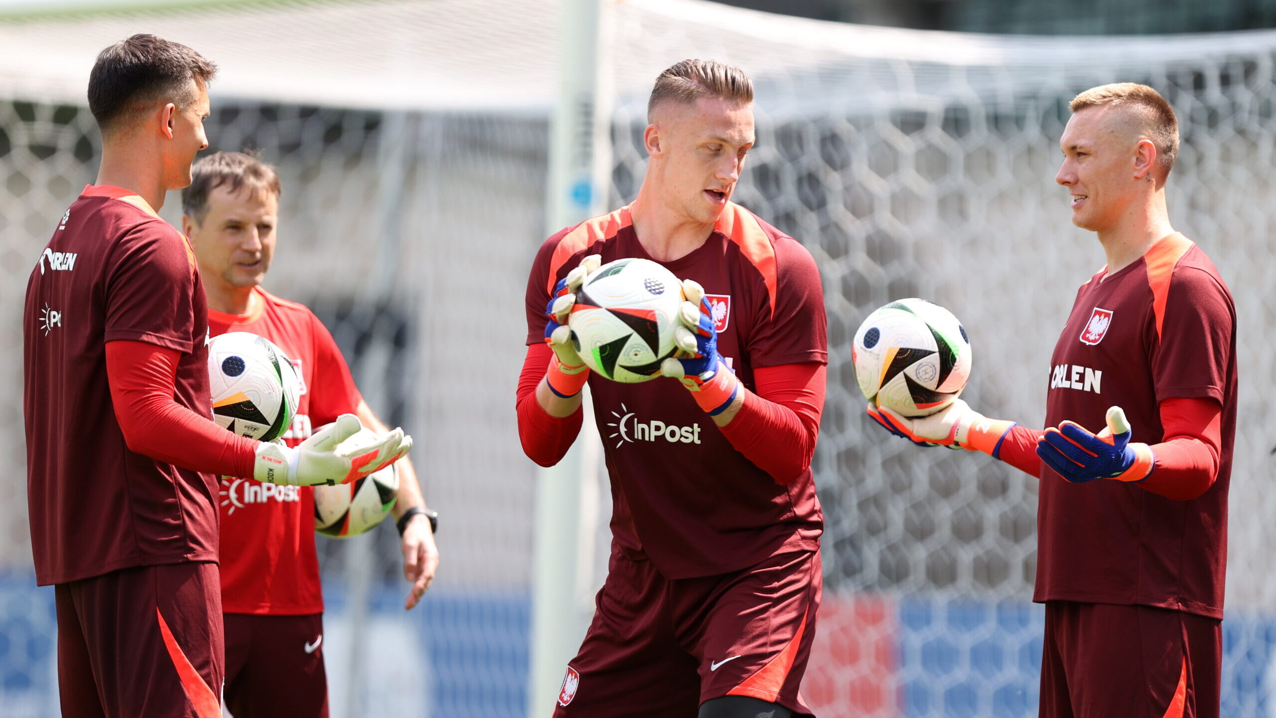 HANOWER 22.06.2024
TRENING REPREZENTACJI POLSKI NA EURO 2024 --- POLISH FOOTBALL NATIONAL TEAM TRAINING SESSION ON EURO 2024 IN HANOVER
MATEUSZ KOCHALSKI  MARCIN BULKA  LUKASZ SKORUPSKI
FOT. PIOTR KUCZA/400mm.pl