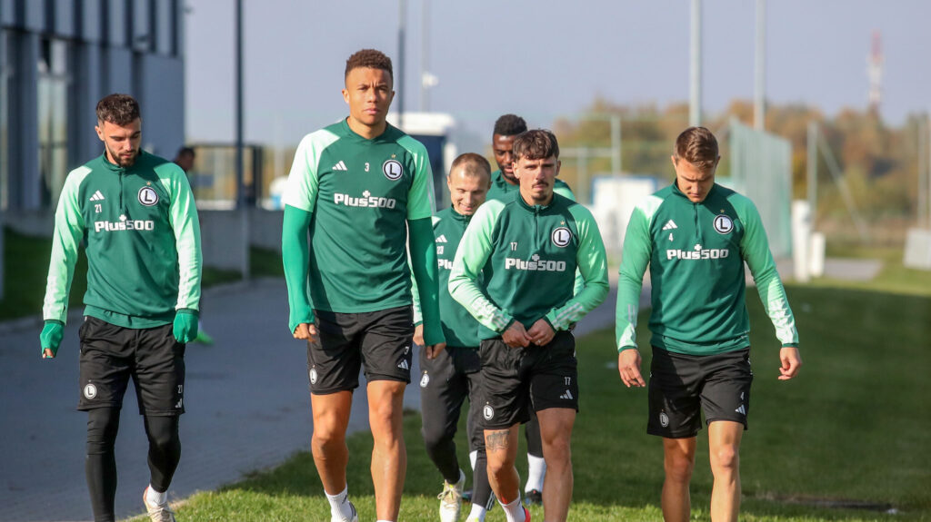 URSZULIN 23.10.2024
TRENING LEGII WARSZAWA PRZED MECZEM LIGA KONFERENCJI Z FK TSC BACKA TOPOLA--- LEGIA WARSAW TRAINING SESSION BEFORE UEFA CONFERENCE LEAGUE MATCH
JURGEN CELHAKA  STEVE KAPUADI  PATRYK KUN  MIGOUEL ALFARELA  MARCO BURCH
FOT. MARCIN SZYMCZYK/400mm.pl