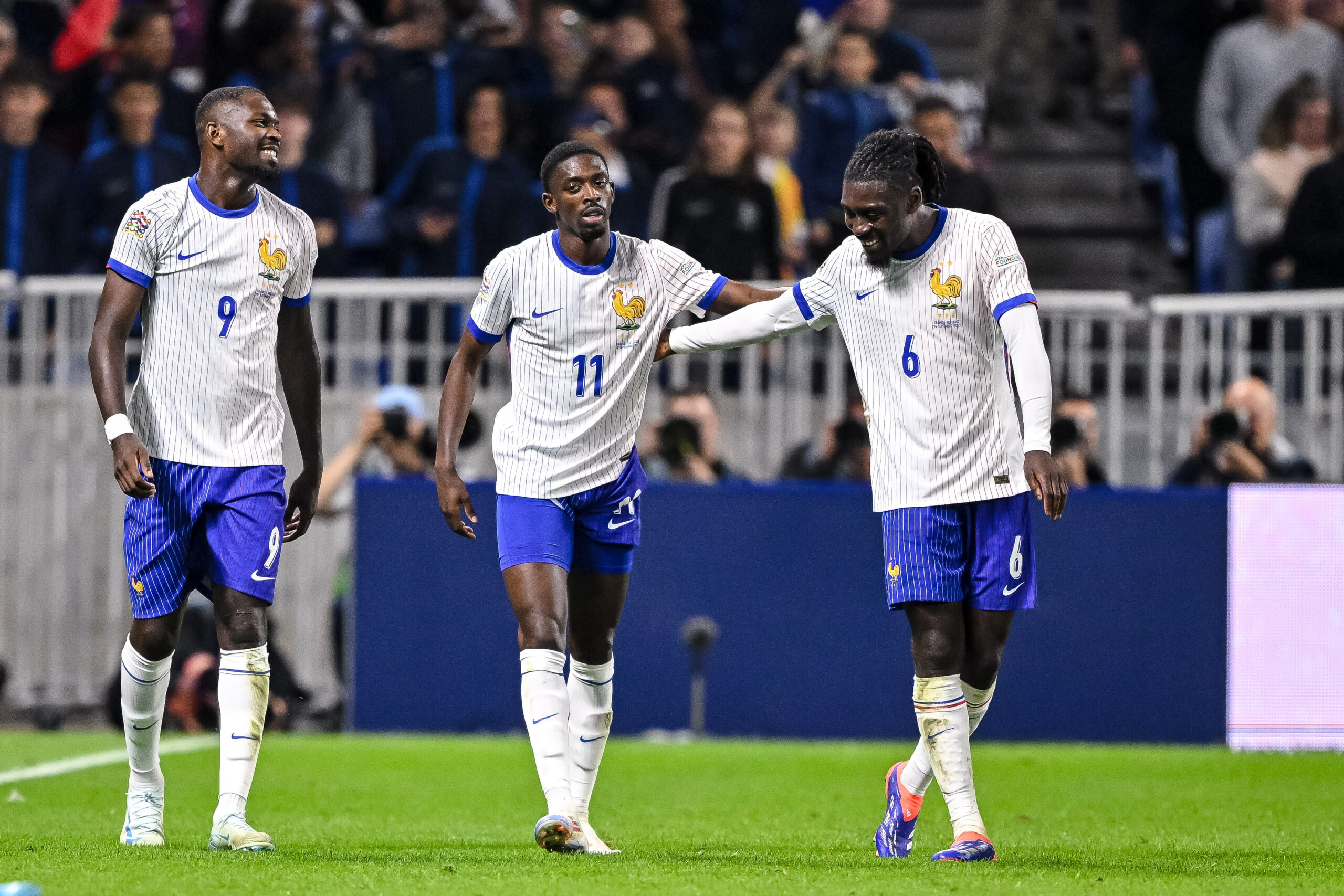 Ousmane Dembélé (France) celebrates after scoring his team&#039;s second goal with teammates during the UEFA Nations League 2024/2025 League A - Group 2 match between France and Belgium at Groupama-Stadion on September 9, 2024 in Lyon , France.  (Photo by Harry Langer/DeFodi Images)  
LIGA NARODOW UEFA PILKA NOZNA SEZON 2024/2025
FRANCJA v BELGIA
FOT. DEFODI IMAGES/newspix.pl / 400mm.pl

POLAND ONLY !!
---
newspix.pl / 400mm.pl