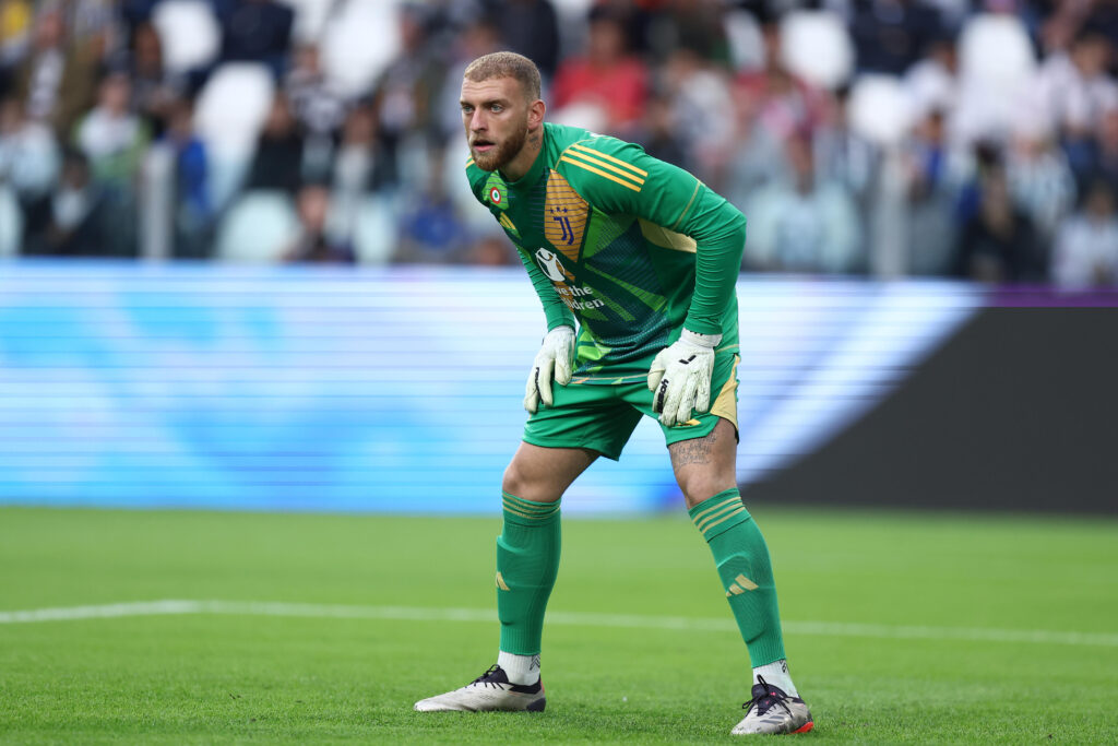 Michele Di Gregorio of Juventus Fc looks on during the UEFA Champions League 2024/25 League Phase MD1 match between Juventus and PSV Eindhoven at Allianz Stadium on September 17, 2024 in Turin, Italy.   (Photo by Sportinfoto/DeFodi Images) 
LIGA MISTRZOW PILKA NOZNA SEZON 2024/2025
FOT.DEFODI IMAGES/newspix.pl / 400mm.pl
POLAND ONLY!

---
newspix.pl / 400mm.pl