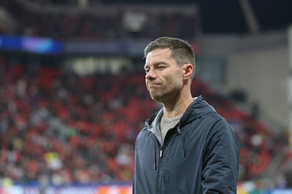 Trainer Xabi Alonso (Bayer 04 Leverkusen) schaut during the UEFA Champions League 2024/25 League Phase MD2 match between Bayer 04 Leverkusen and AC Milan at BayArena on October 1, 2024 in Leverkusen, Germany.  
LIGA MISTRZOW UEFA PILKA NOZNA SEZON 2024/2025
FOT. DEFODI IMAGES/newspix.pl / 400mm.pl

POLAND ONLY !!
---
newspix.pl / 400mm.pl