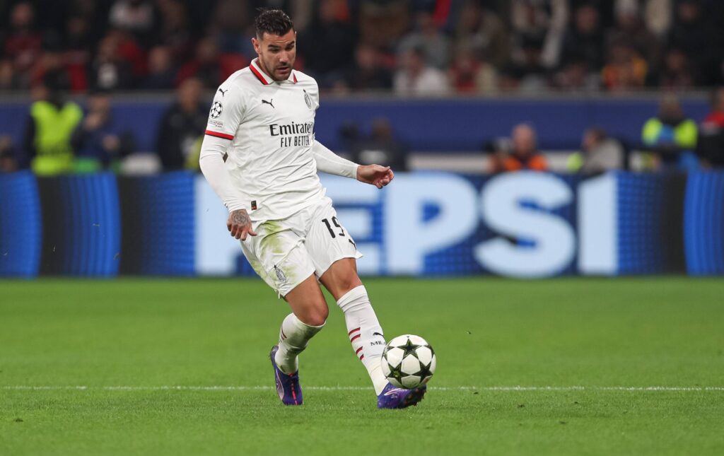 Theo Hernández (AC Milan) controls the ball during the UEFA Champions League 2024/25 League Phase MD2 match between Bayer 04 Leverkusen and AC Milan at BayArena on October 1, 2024 in Leverkusen, Germany.  
LIGA MISTRZOW UEFA PILKA NOZNA SEZON 2024/2025
FOT. DEFODI IMAGES/newspix.pl / 400mm.pl

POLAND ONLY !!
---
newspix.pl / 400mm.pl