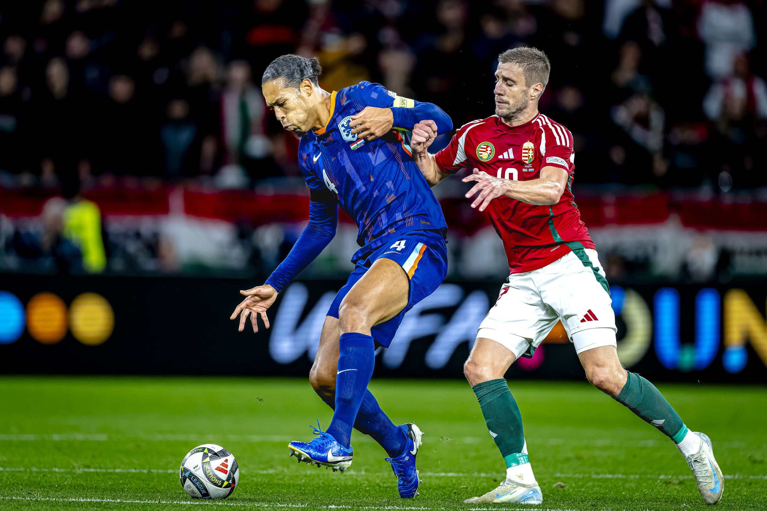 Netherlands defender Virgil van Dijk, Hungary forwarder Barnabas Varga, during the match Hungary - Netherlands at the Puskas Arena for the UEFA Nations League season 2024-2025 in BUDAPEST, Hungary on 11 oktober 2024, (photo by Marcel van Dorst / EYE4images/DeFodi Images) 
LIGA NARODOW UEFA PILKA NOZNA SEZON 2024/2025
WEGRY v HOLANDIA
FOT. DEFODI IMAGES/newspix.pl / 400mm.pl

POLAND ONLY !!
---
newspix.pl / 400mm.pl