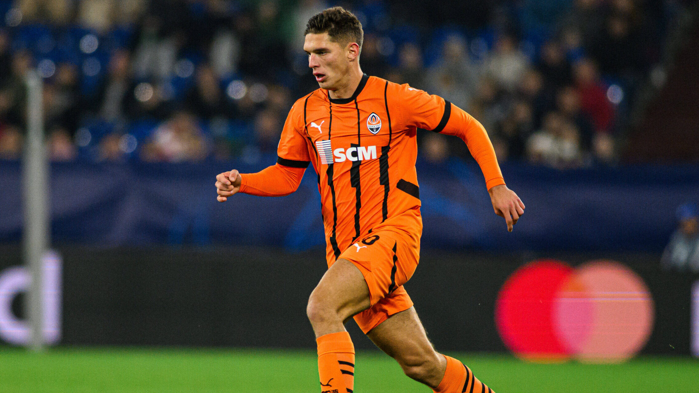 GELSENKIRCHEN, GERMANY - 2 OCTOBER, 2024: Heorhiy Sudakov, The UEFA Champions League match between FC Shakhtar Donetsk vs Atalanta BC Bergamo at Veltins Arena Copyright: xVItaliixKliuievx,Image: 915449539, License: Rights-managed, Restrictions: PUBLICATIONxNOTxINxRUS, Model Release: no, Credit line: VItalii Kliuiev / imago sport / Forum