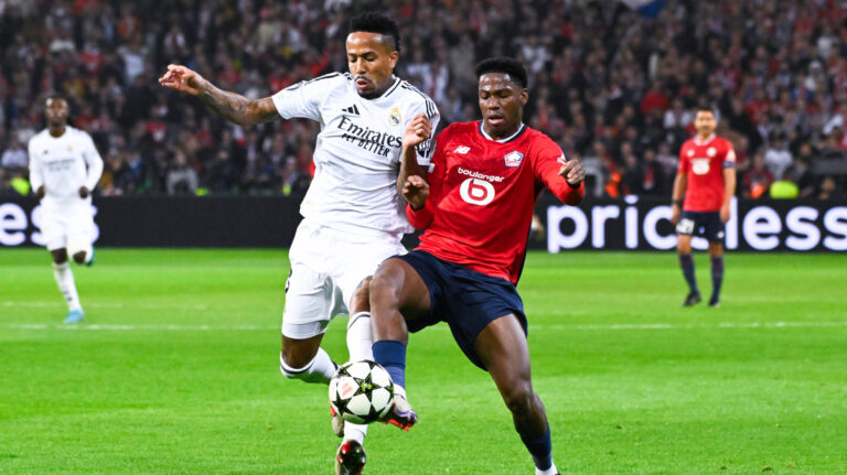 Eder Militao  3 - Real Madrid  and Jonathan David  9 - Lille  during the UEFA Champions League match between Lille OSC and Real Madrid CF at Stade Pierre Mauroy on October 02, 2024 in Lille, France.  Photo by / panoramic  - FOOTBALL : Lille vs Real Madrid - Ligue des Champions - 02/10/2024 FedericoPestellini/Panoramic,Image: 915519703, License: Rights-managed, Restrictions: PUBLICATIONxNOTxINxFRAxBEL, Model Release: no, Credit line: Federico Pestellini / imago sport / Forum